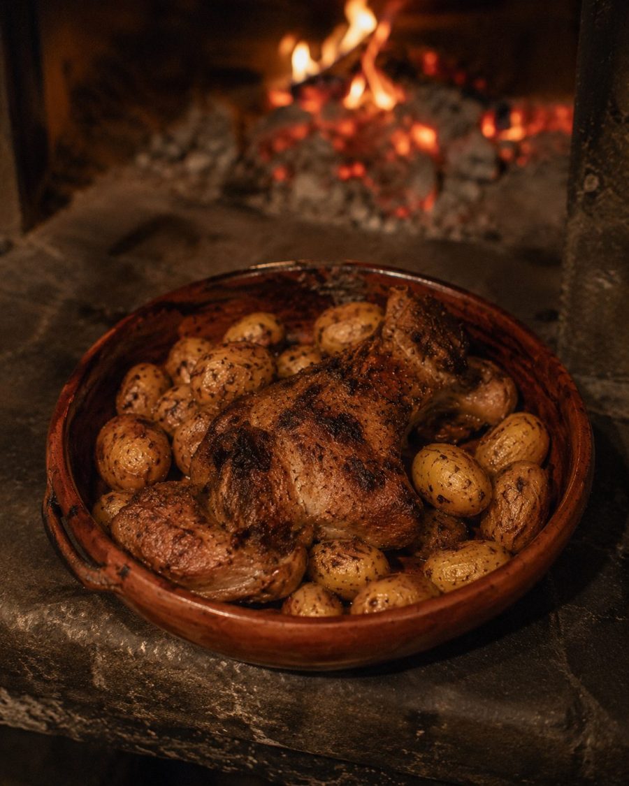 Cabrito assado no forno a lenha d'O Regional do Cabrito, em Condeixa-a-Nova